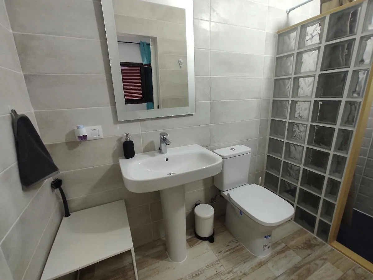 Appartement Habitacion Cactus, Entrada Privada Y Bano Privado En Suite By Flamingo House, No Fumadores Arrecife  Espagne